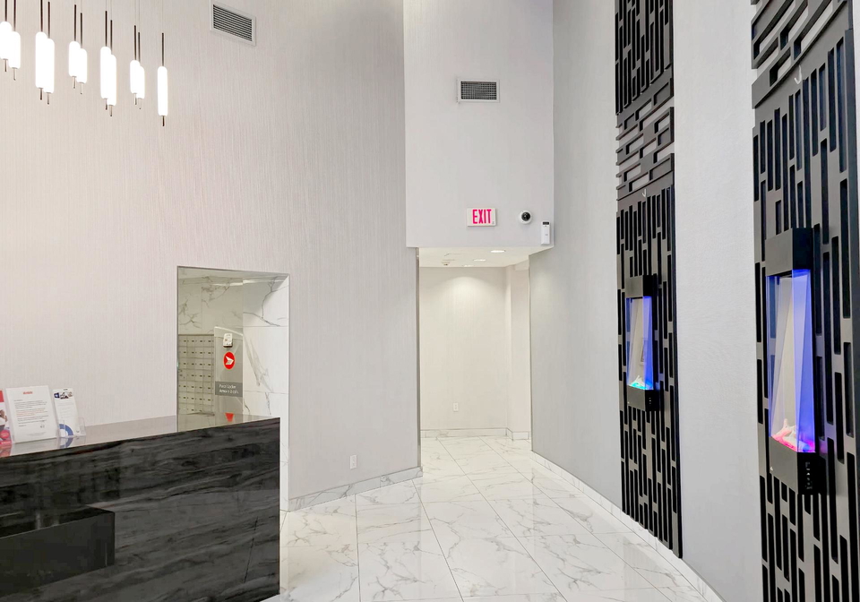 80-absolute-avenue-mississauga-ontario-w13063372