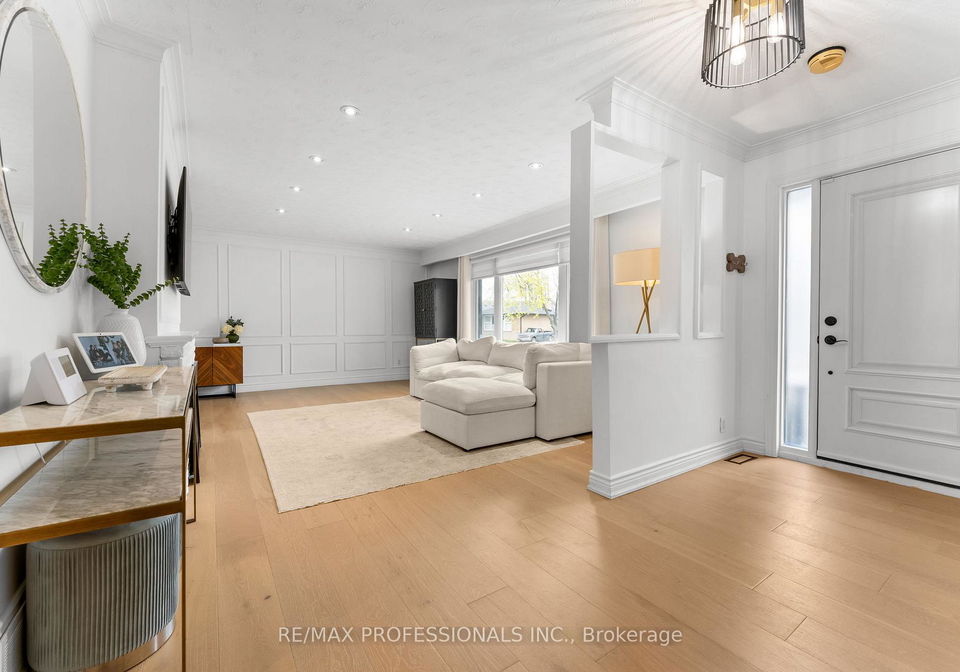 2-tewsley-place-etobicoke-ontario-w13063562