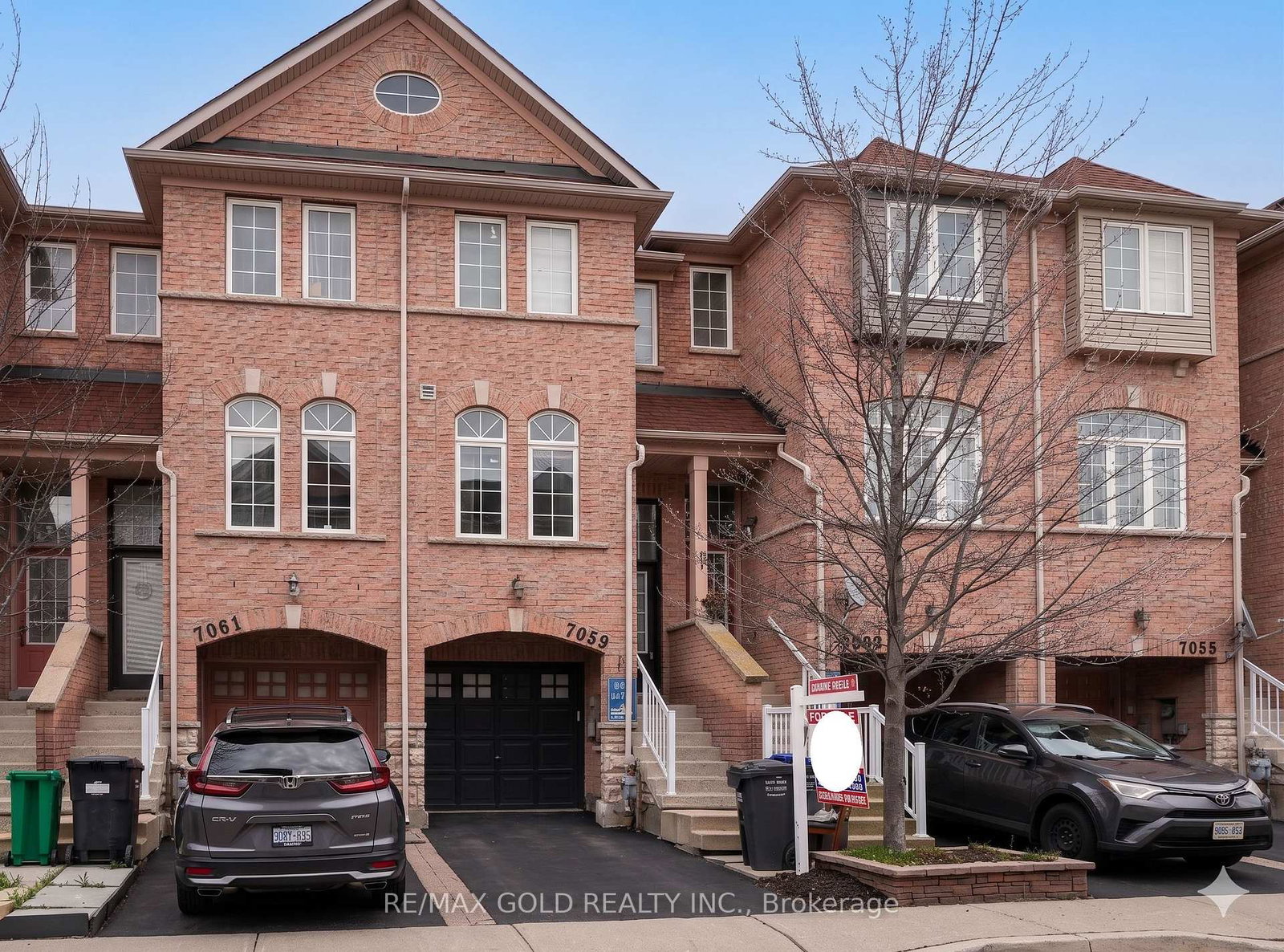 7059-fairmeadow-crescent-mississauga-ontario-w13063646