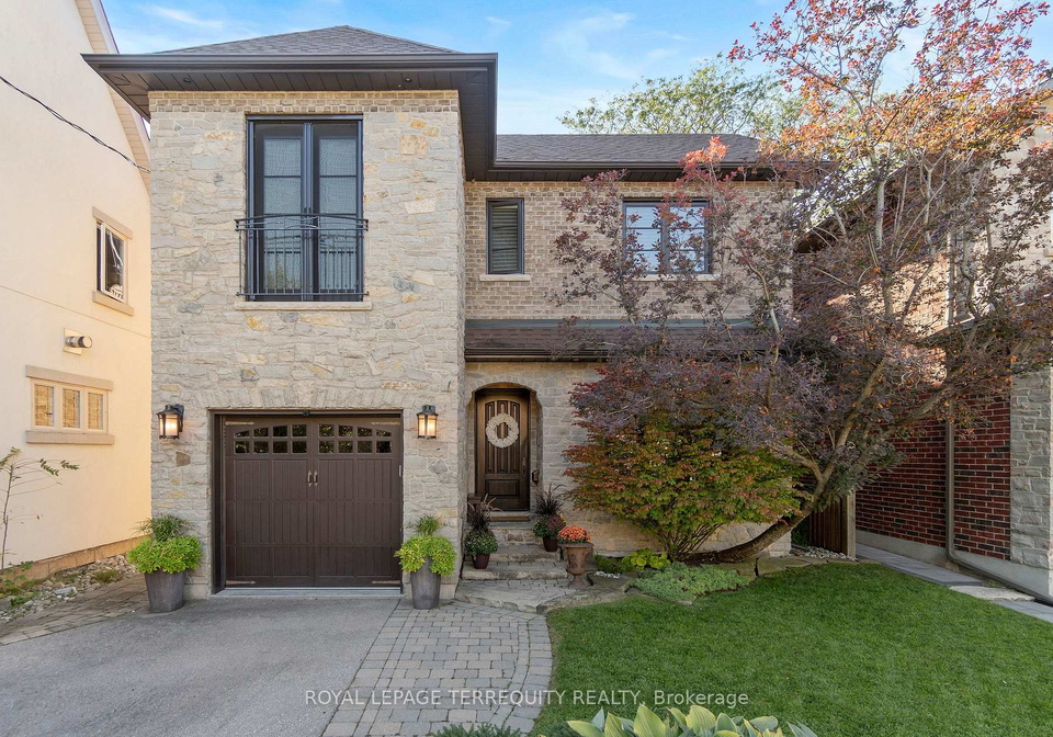 12-elliott-avenue-etobicoke-ontario-w13063908