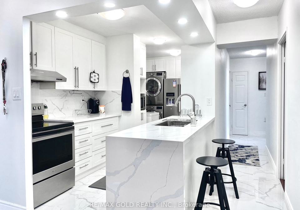 390-dixon-road-etobicoke-ontario-w13063986