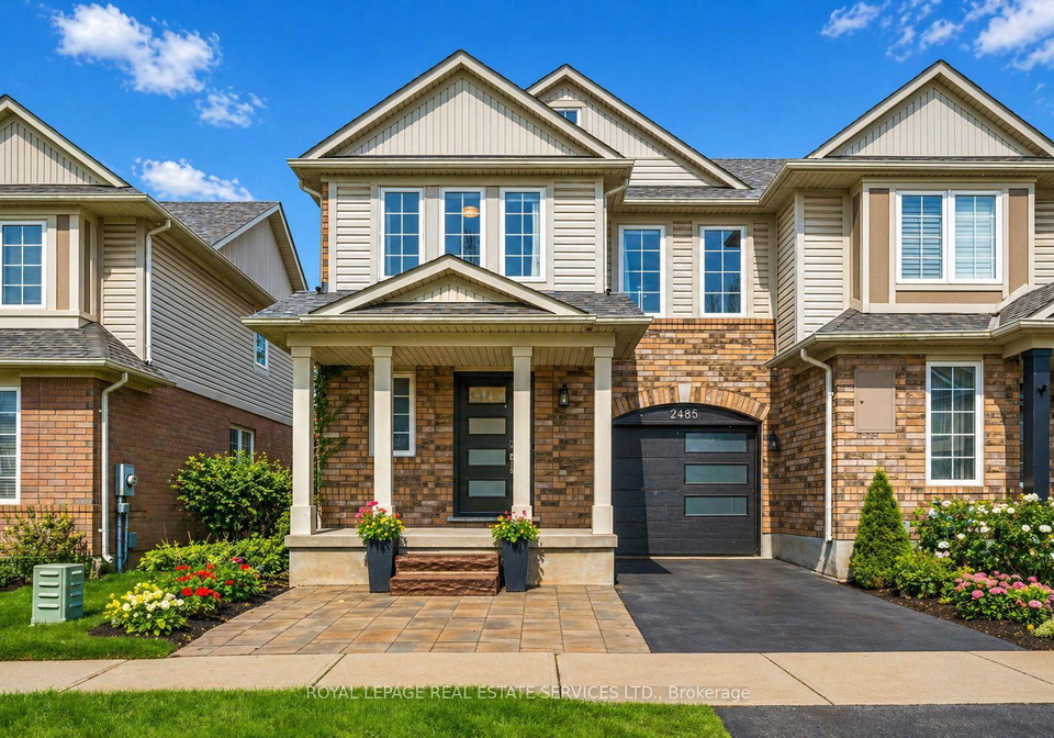 2485-wooden-hill-circle-oakville-ontario-w13064142