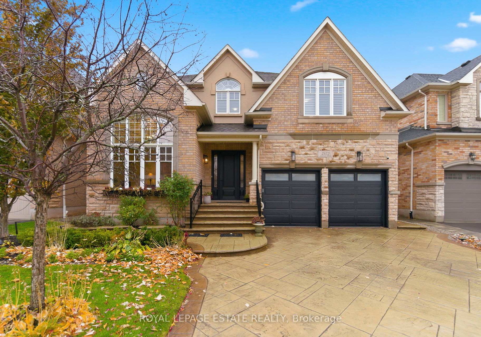 2372-awenda-drive-oakville-ontario-w13064154