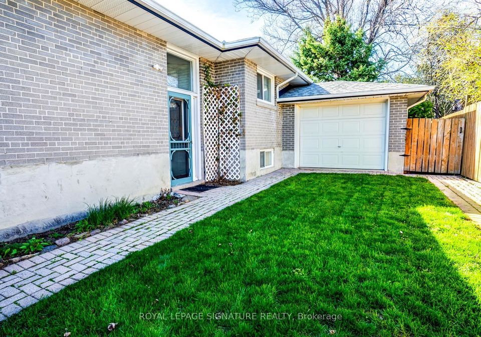 15-epsom-downs-drive-brampton-ontario-w13064156