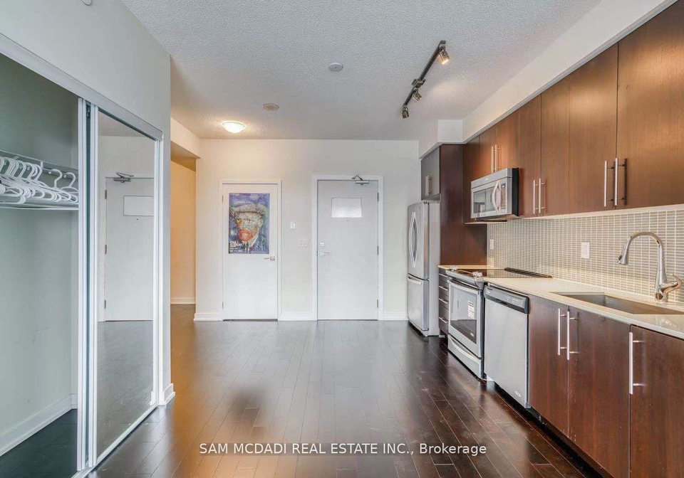 510-curran-place-mississauga-ontario-w13064200