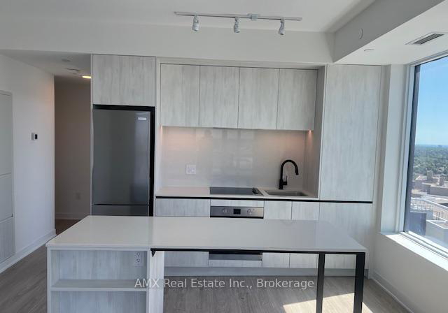 2495-eglinton-avenue-w-mississauga-ontario-w13064292
