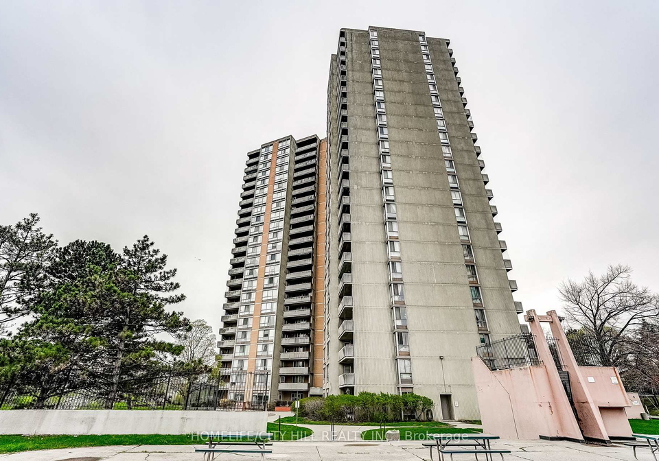 10-martha-eaton-way-north-york-ontario-w13064384