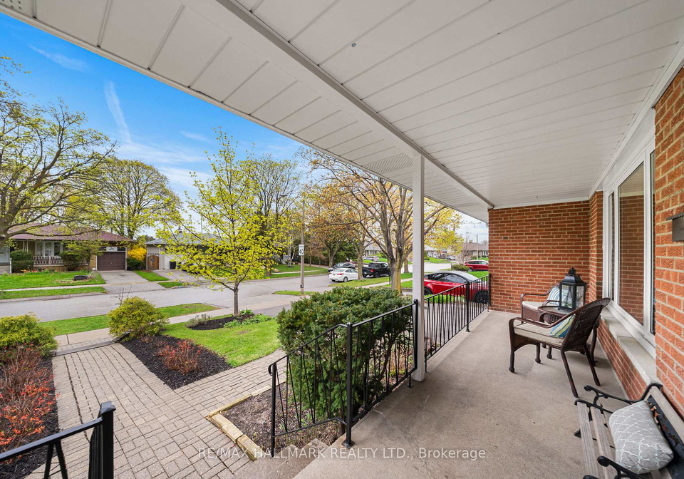 52-richland-crescent-etobicoke-ontario-w13064390