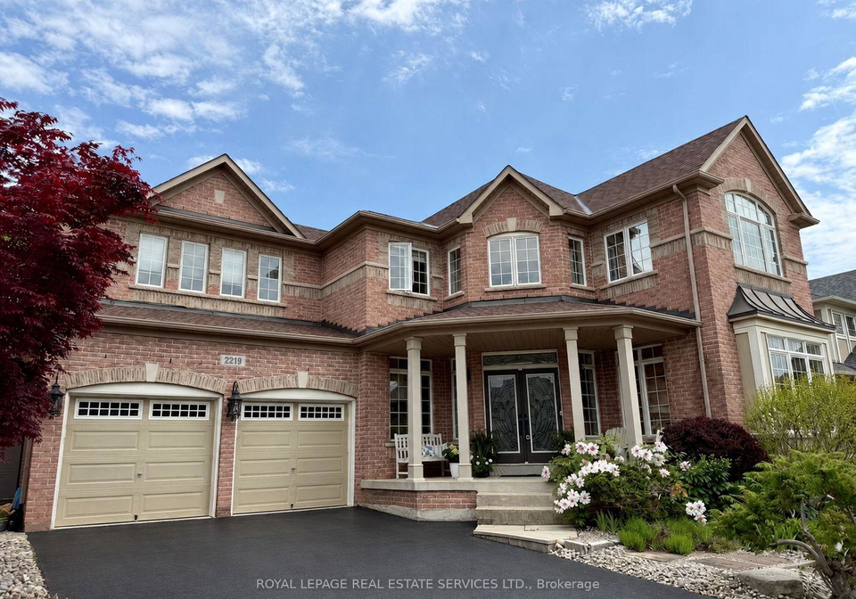2219-wuthering-heights-way-oakville-ontario-w13064478