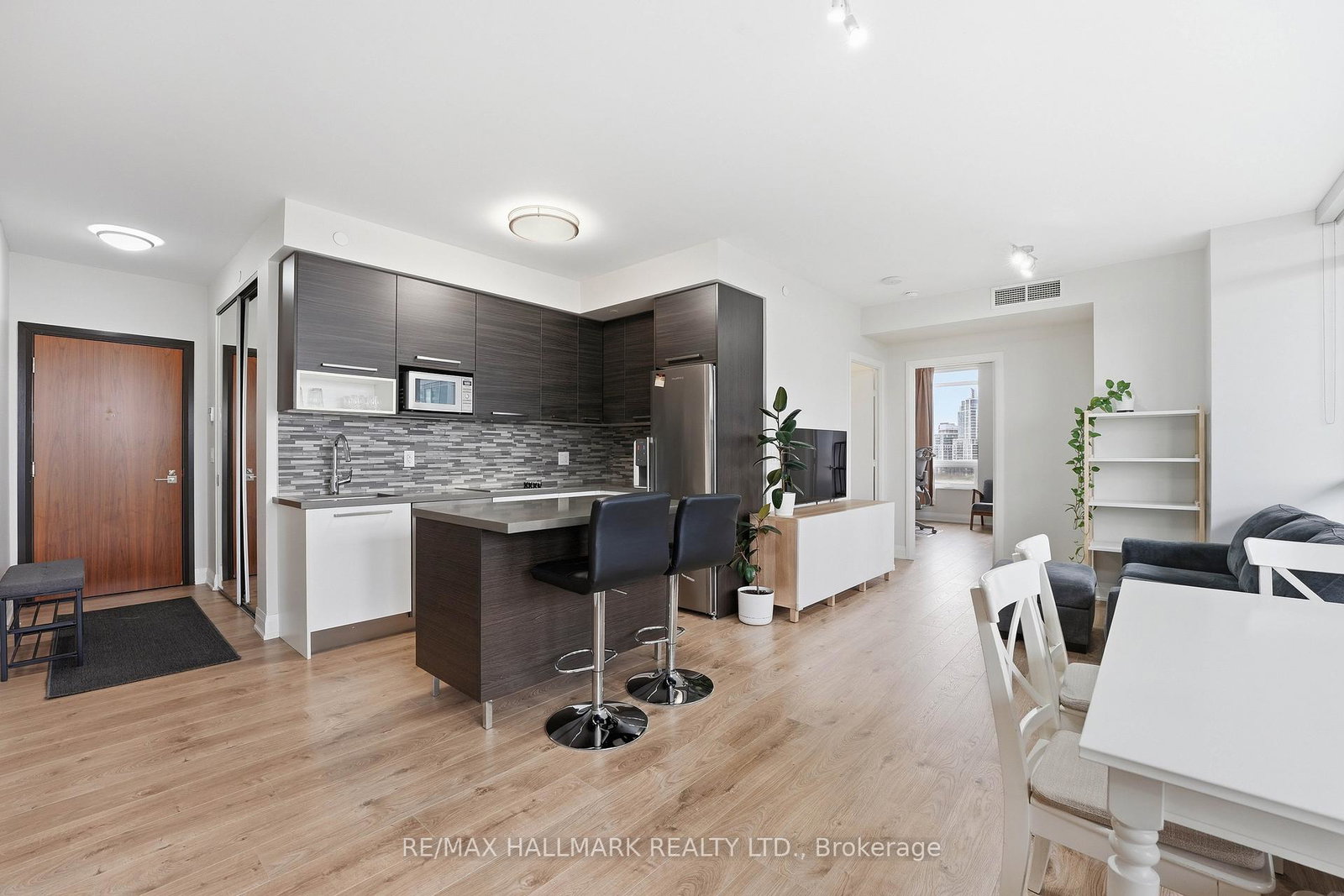 36-park-lawn-road-etobicoke-ontario-w13064516