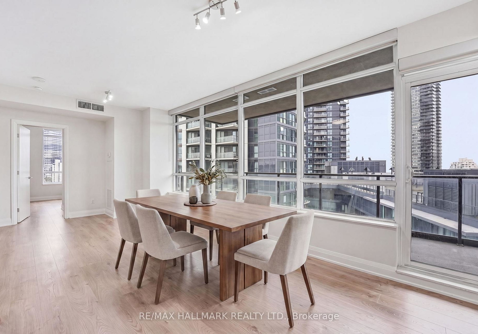 36-park-lawn-road-etobicoke-ontario-w13064516
