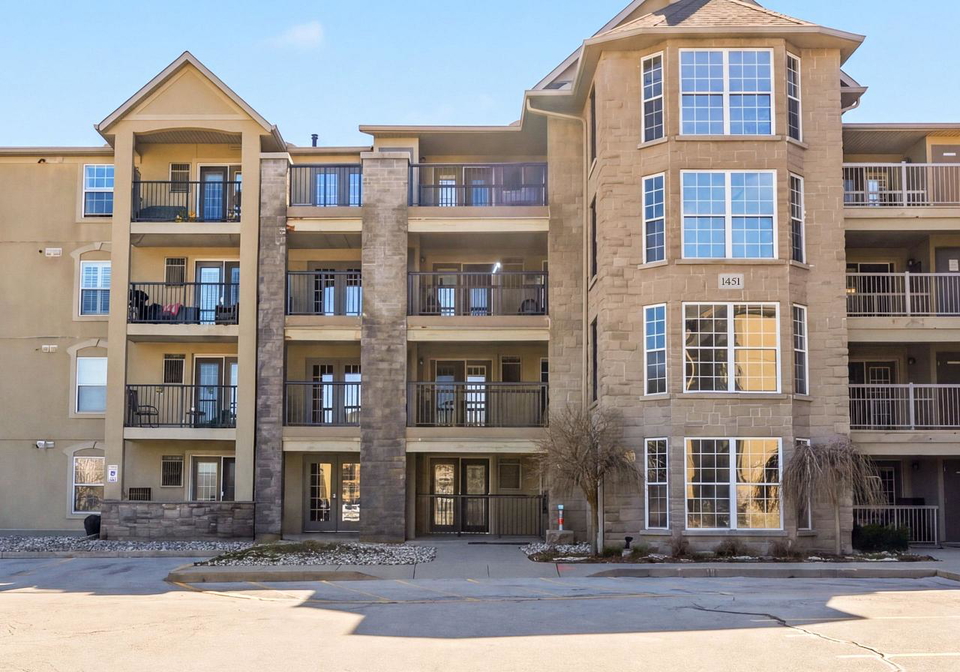 1451-walkers-line-burlington-ontario-w13064648