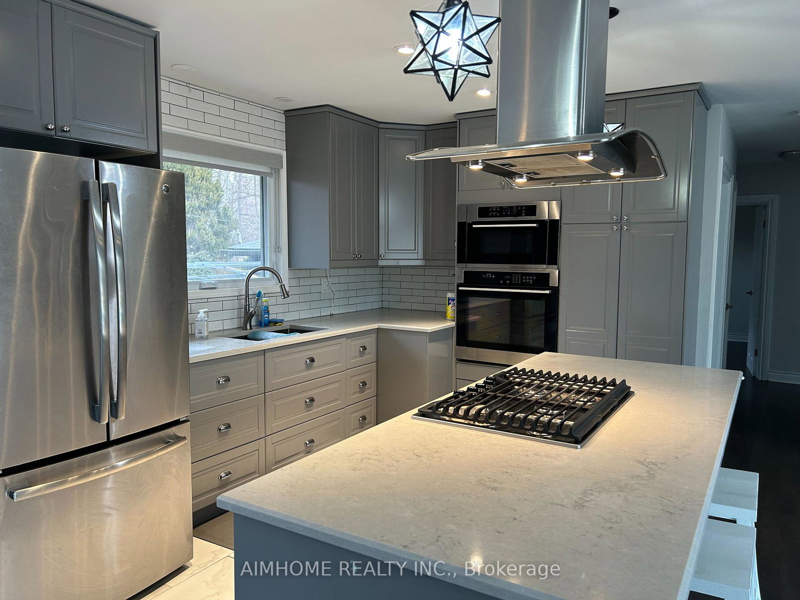 2415-edith-avenue-burlington-ontario-w13064892