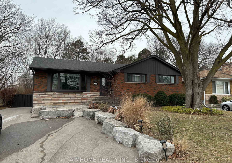2415-edith-avenue-burlington-ontario-w13064892