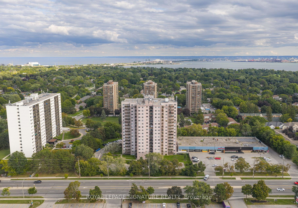 975-warwick-court-burlington-ontario-w13064896