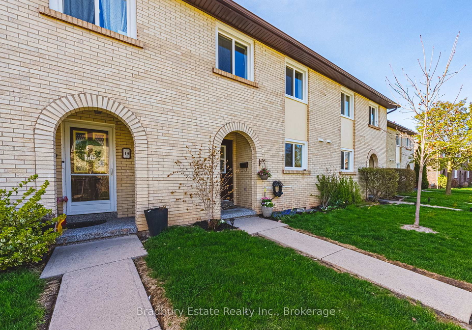 1450-sixth-line-oakville-ontario-w13065080