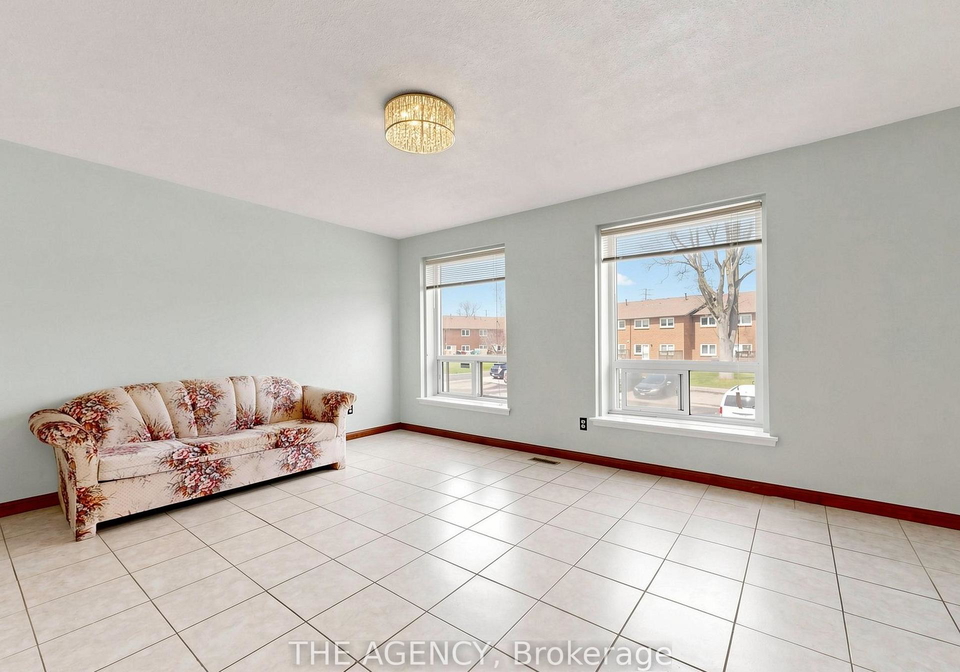 1559-albion-road-etobicoke-ontario-w13065200