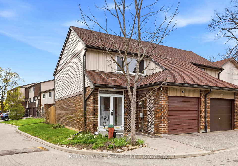 318-laurier-avenue-milton-ontario-w13065302
