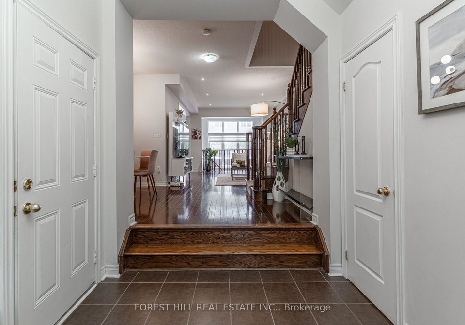 2019-trawden-way-oakville-ontario-w13065548
