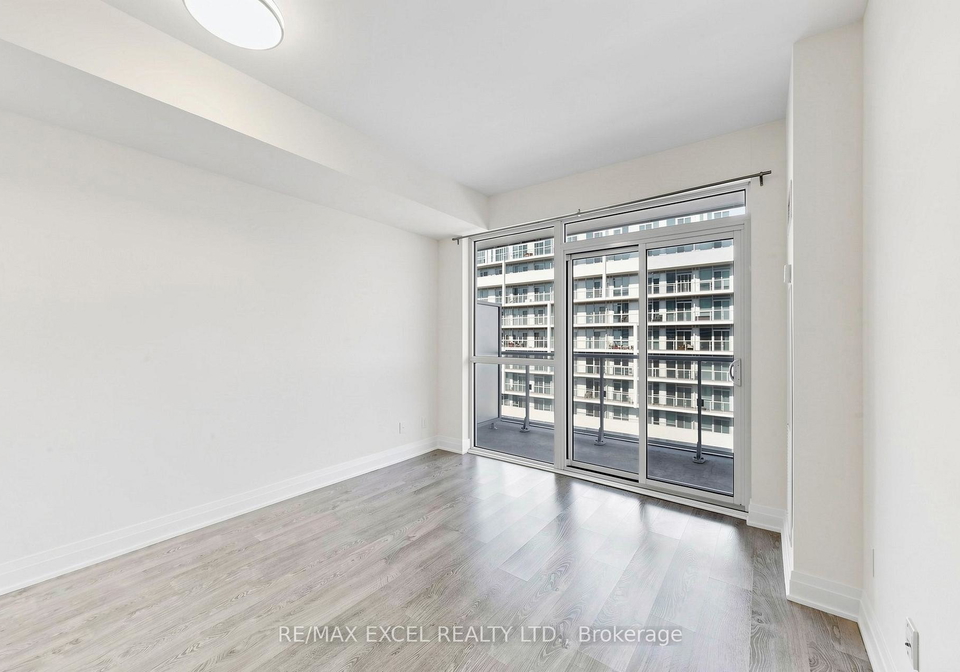 55-speers-road-oakville-ontario-w13065626