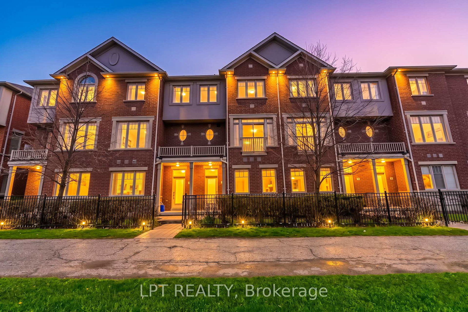 3215-thomas-street-mississauga-ontario-w13065712