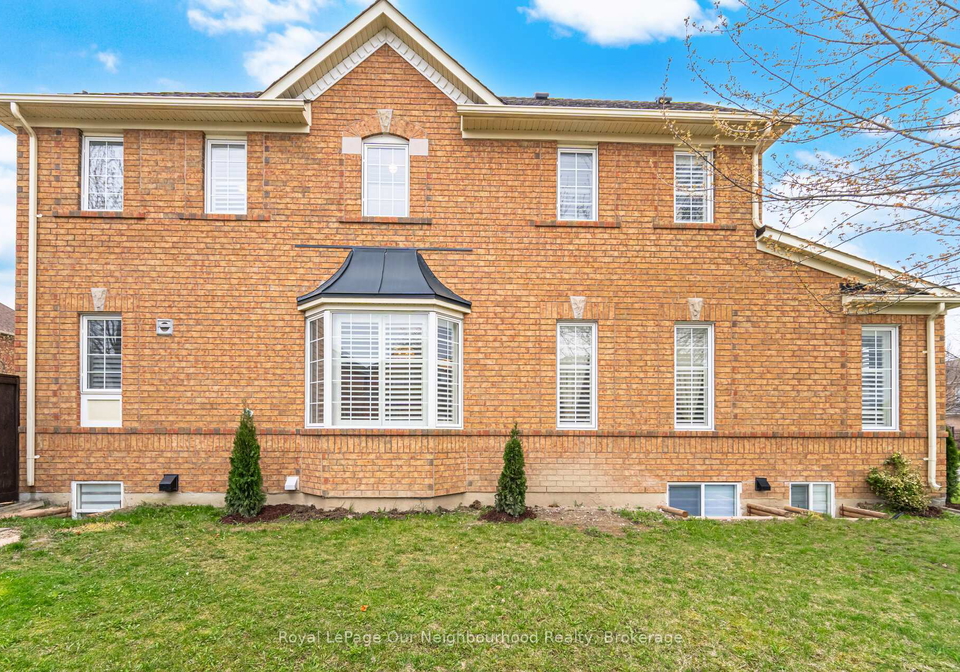 69-bloomsbury-avenue-brampton-ontario-w13065758