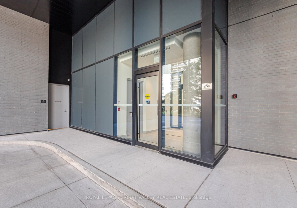 86-dundas-street-e-mississauga-ontario-w13065860