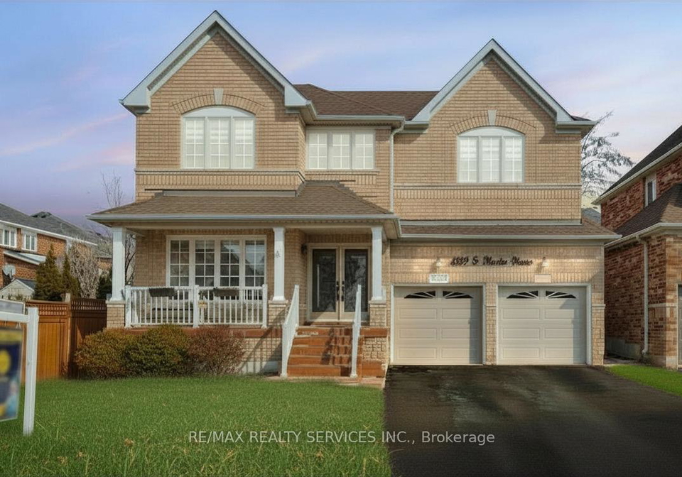 4829-st-martin-mews-mississauga-ontario-w13066120