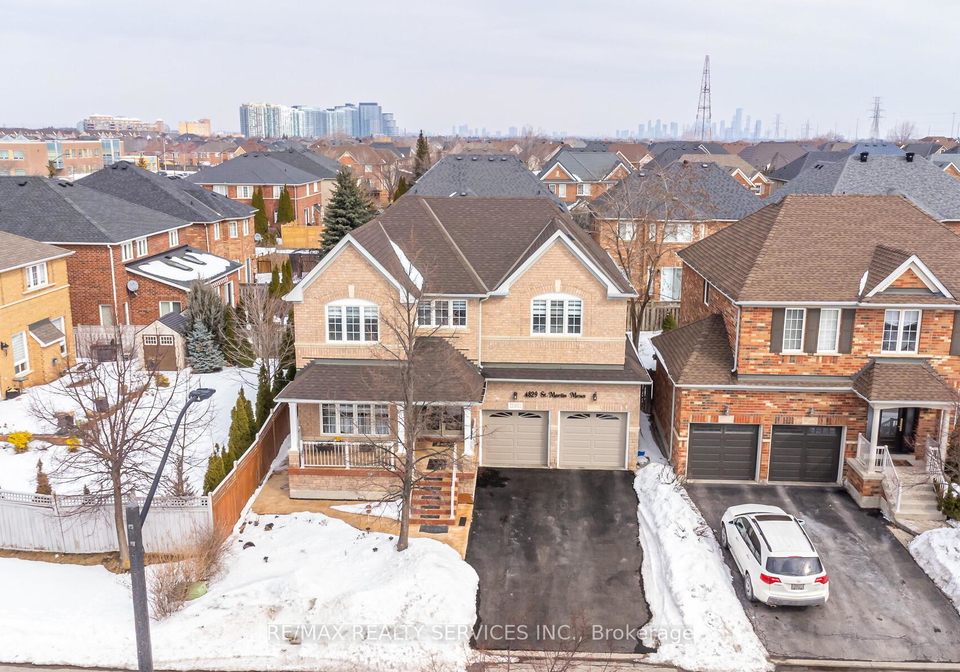 4829-st-martin-mews-mississauga-ontario-w13066120