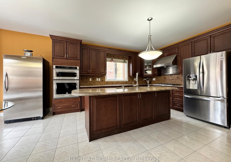 29-lynnvalley-crescent-brampton-ontario-w13066576