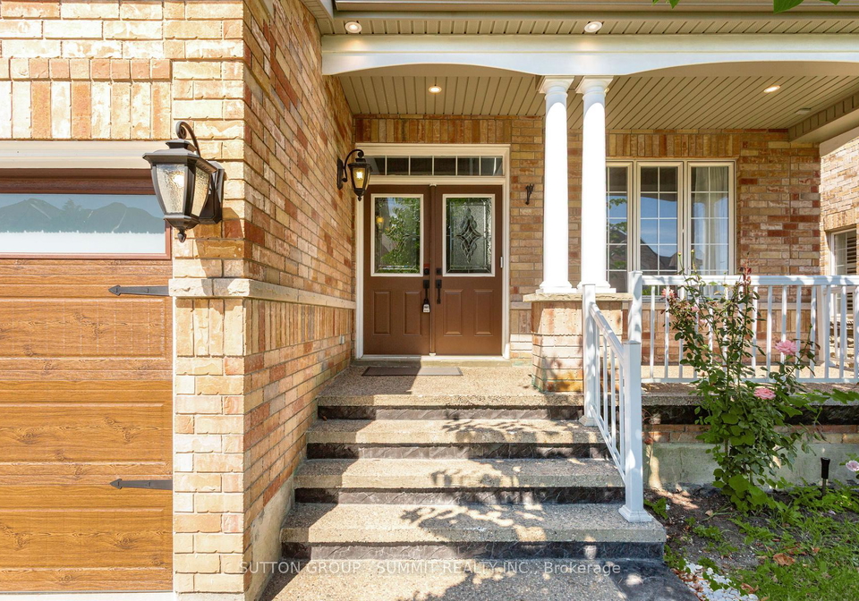 3129-gladish-grove-mississauga-ontario-w13066708