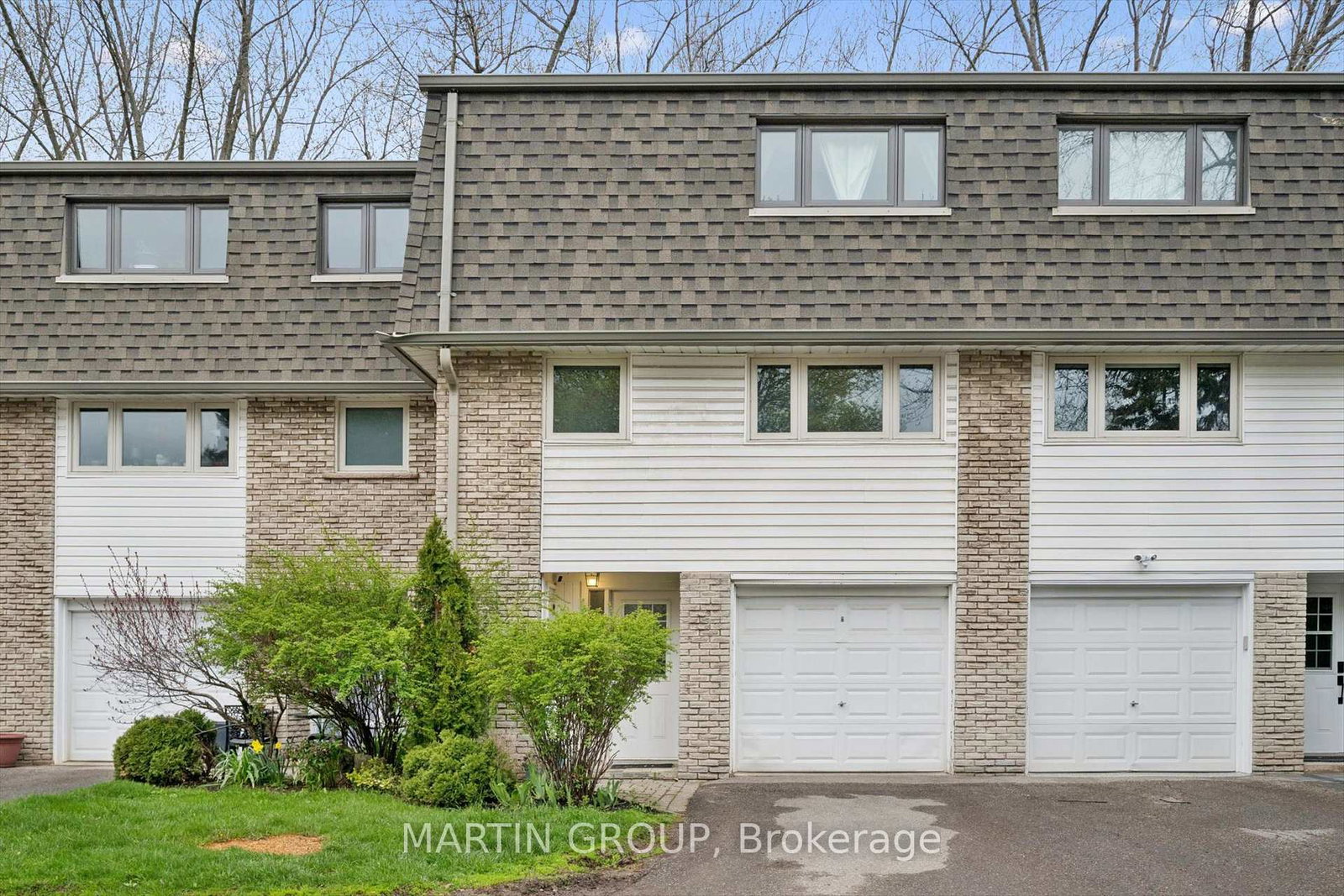 1270-gainsborough-drive-oakville-ontario-w13066774