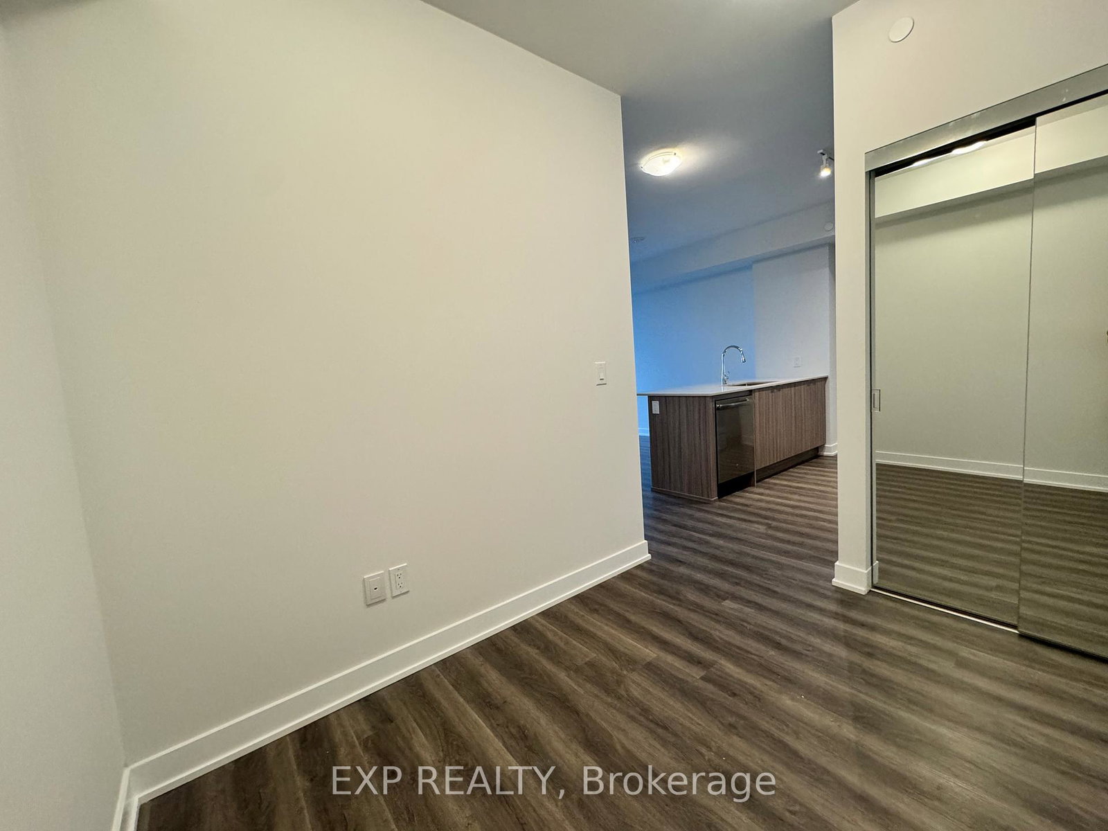 4130-parkside-village-drive-mississauga-ontario-w13066840