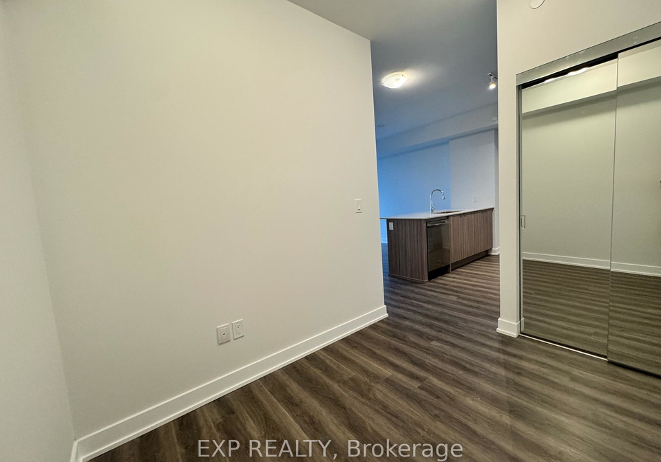 4130-parkside-village-drive-mississauga-ontario-w13066840