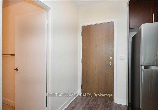 3985-grand-park-drive-mississauga-ontario-w13066930