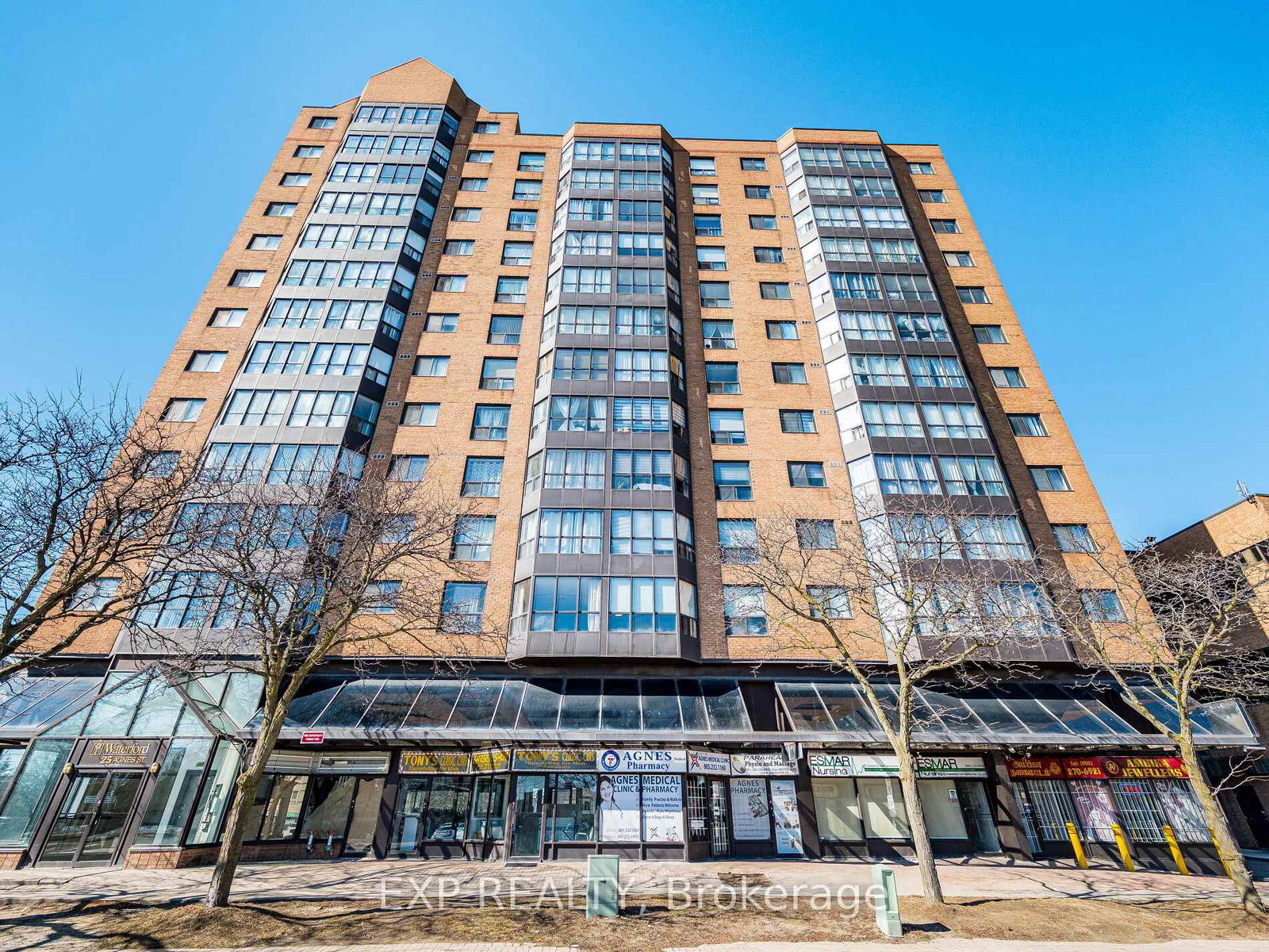 25-agnes-street-mississauga-ontario-w13067366