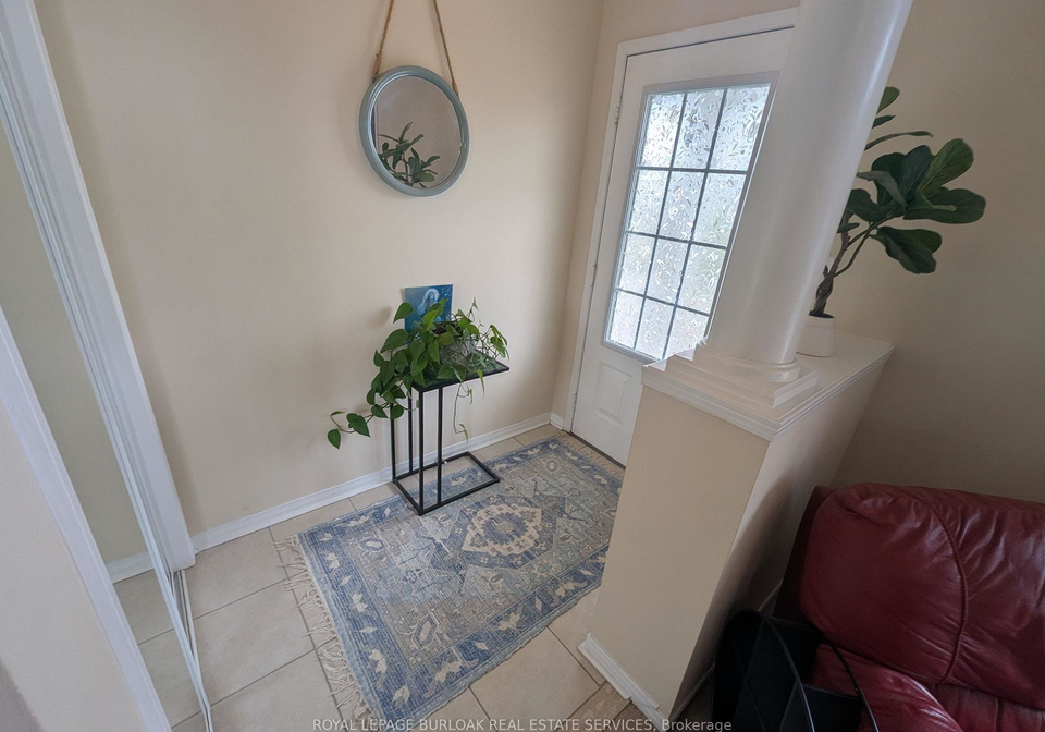 2307-sutton-drive-burlington-ontario-w13067476