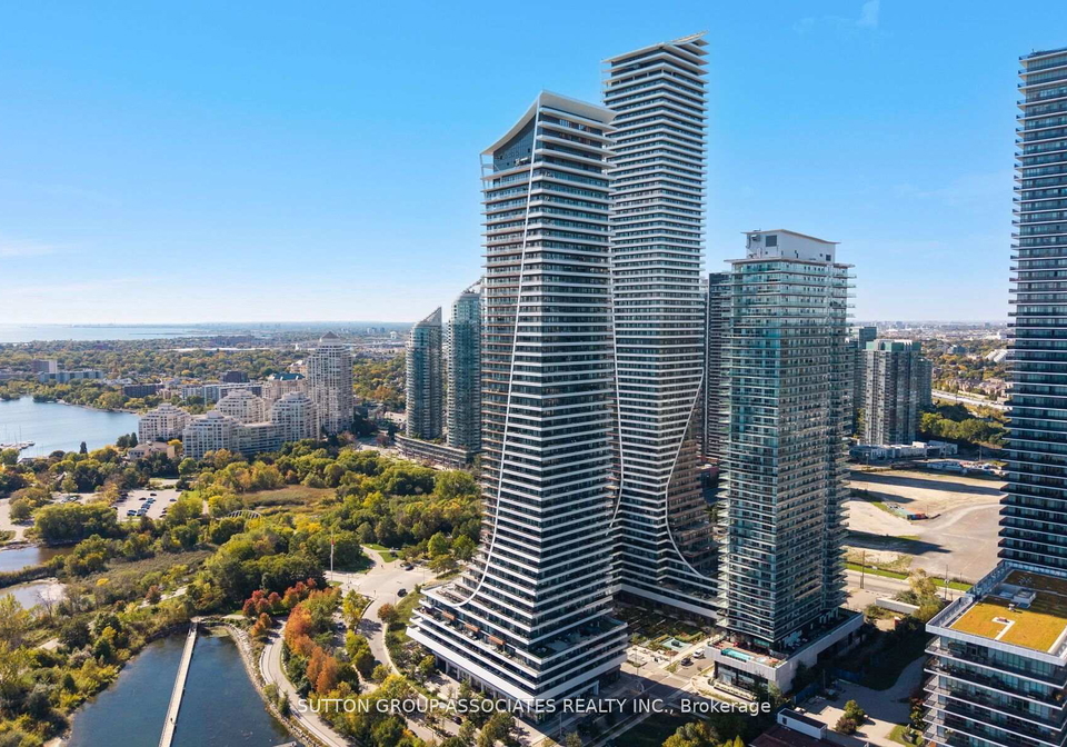 20-shore-breeze-drive-etobicoke-ontario-w13067492