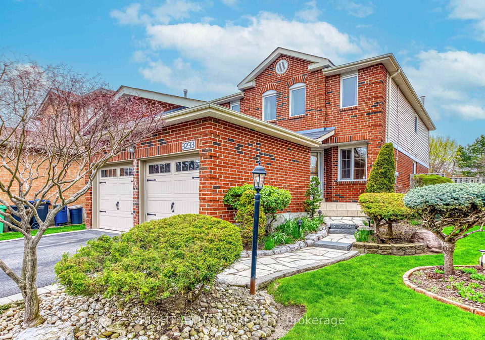 3233-wilmar-crescent-mississauga-ontario-w13067502