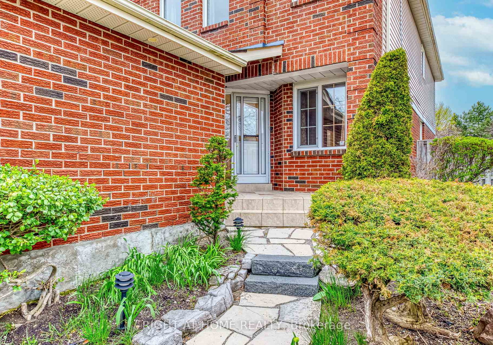 3233-wilmar-crescent-mississauga-ontario-w13067502