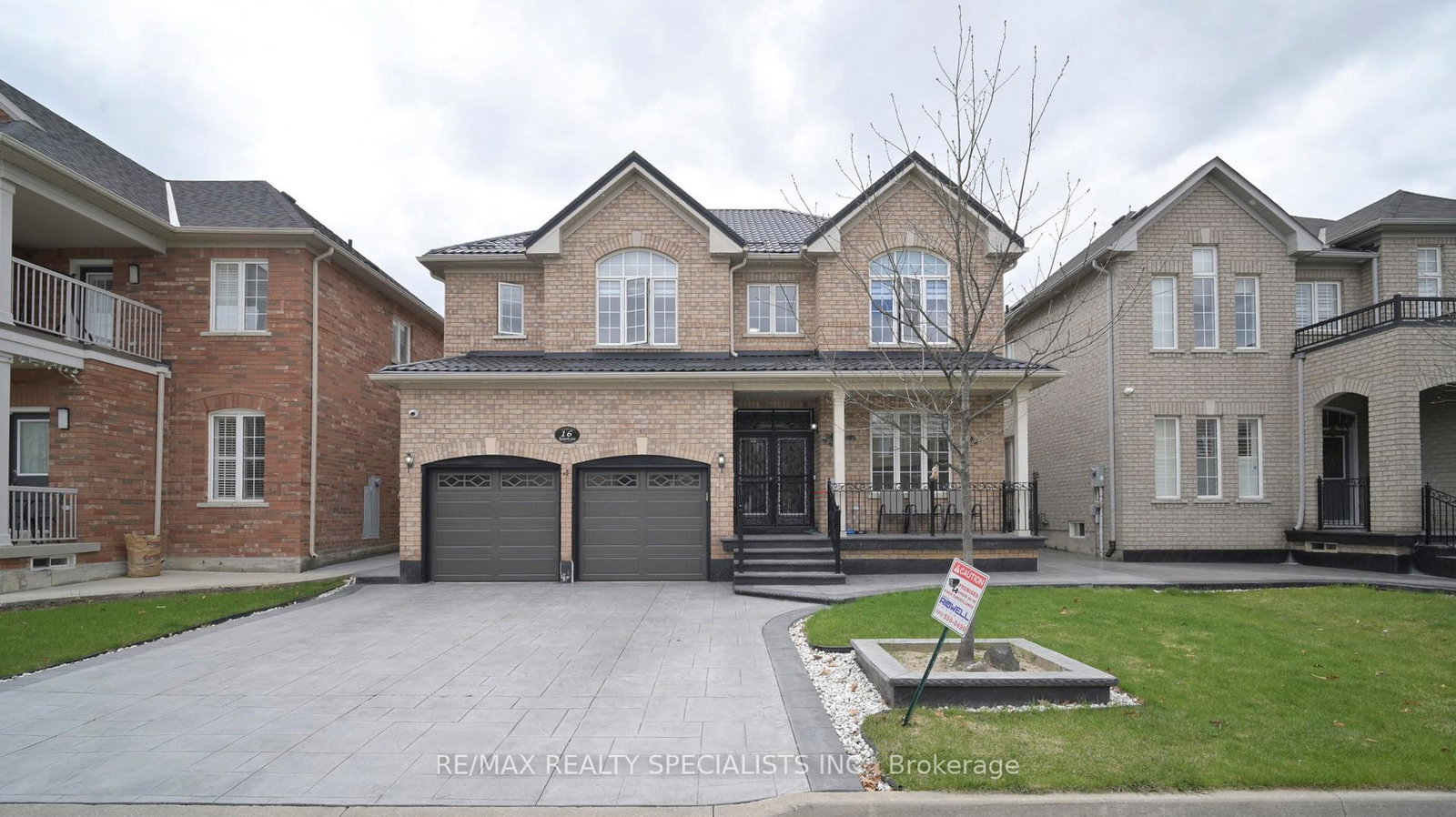16-redearth-gate-brampton-ontario-w13067598