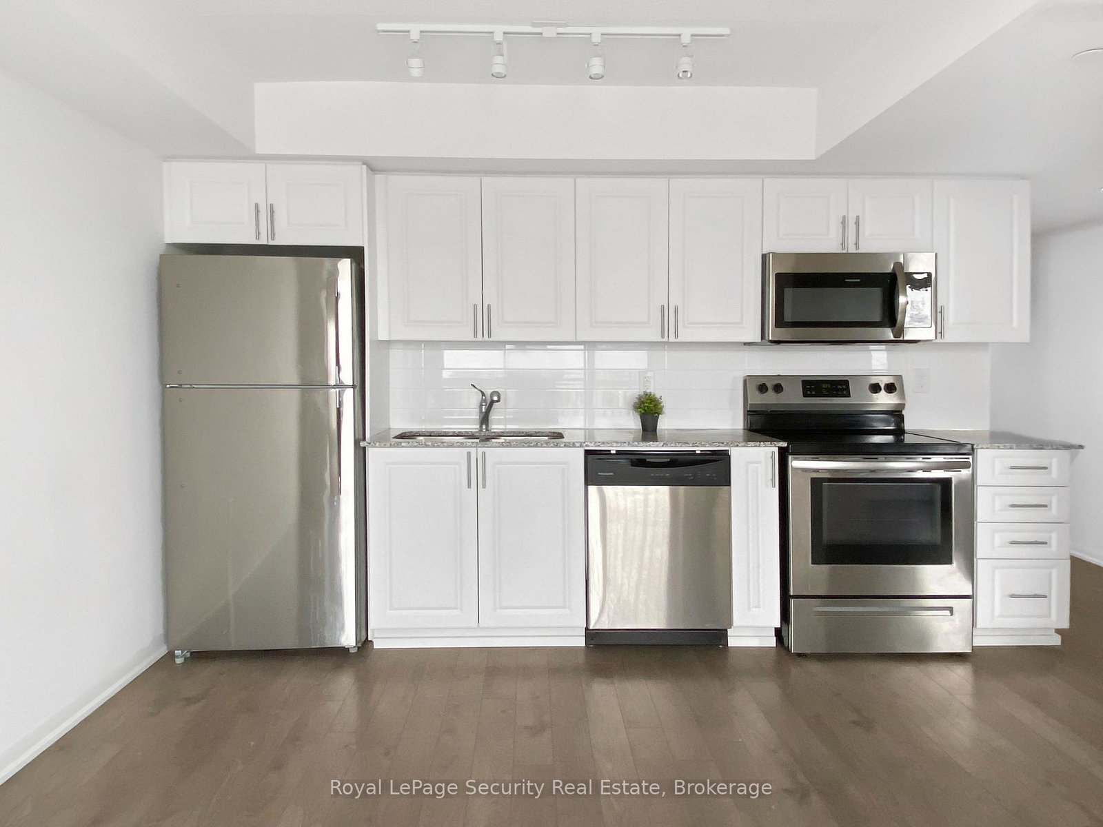 3091-dufferin-street-north-york-ontario-w13067634