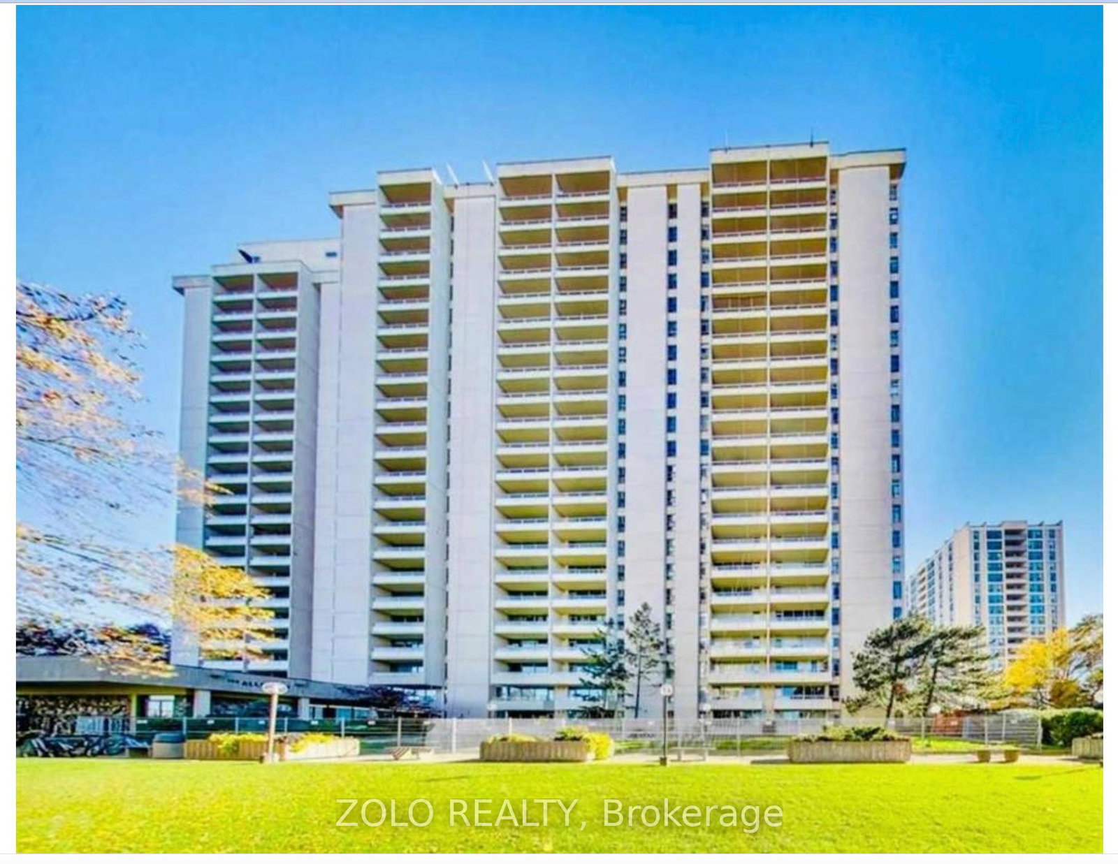 360-ridelle-avenue-north-york-ontario-w13067658