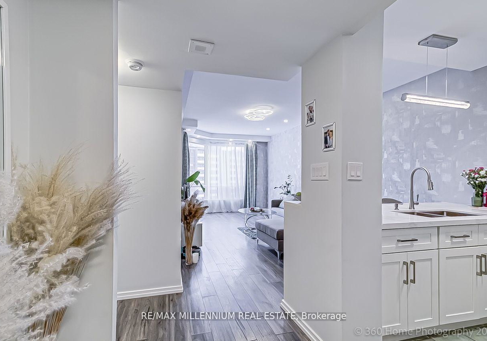 3-hickory-tree-road-north-york-ontario-w13067764