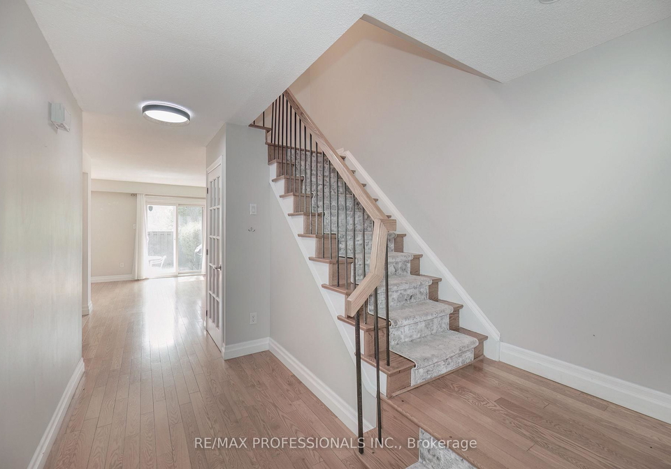 1951-rathburn-road-e-mississauga-ontario-w13067888