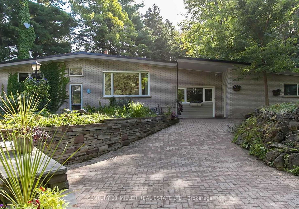2602-no-2-side-road-burlington-ontario-w13067970