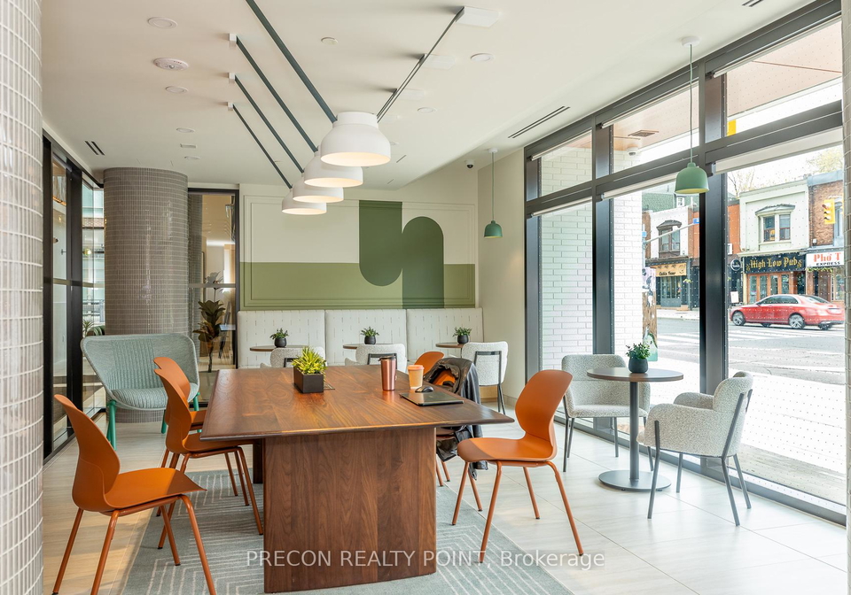 1660-bloor-street-toronto-ontario-w13068038