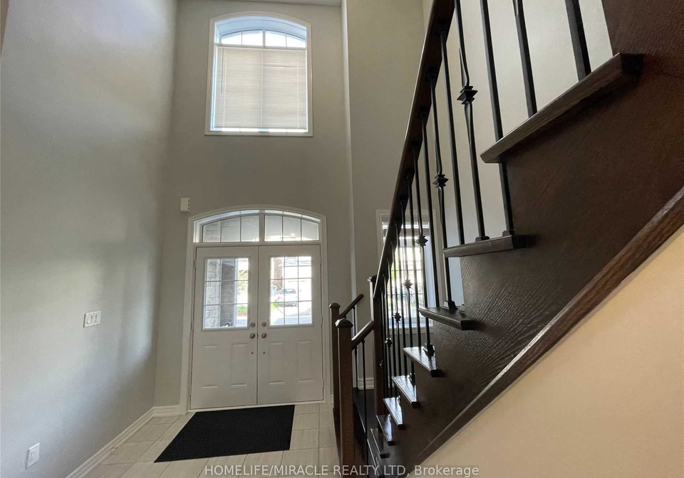 50-oconner-crescent-brampton-ontario-w13068104