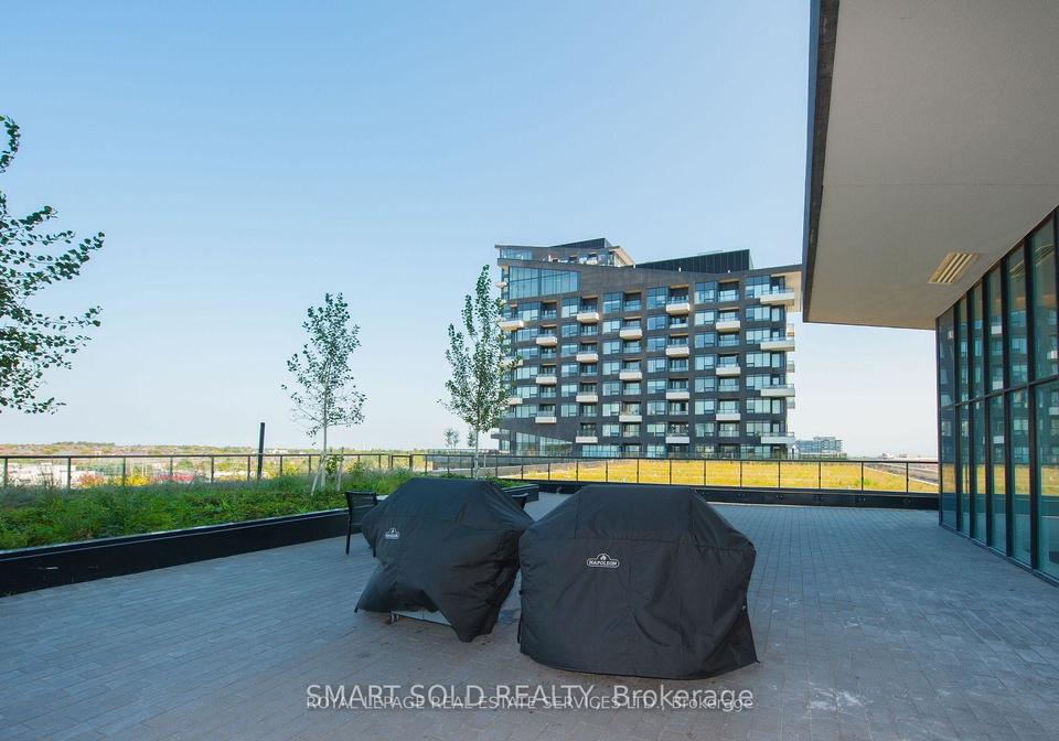 2485-taunton-road-oakville-ontario-w13068210