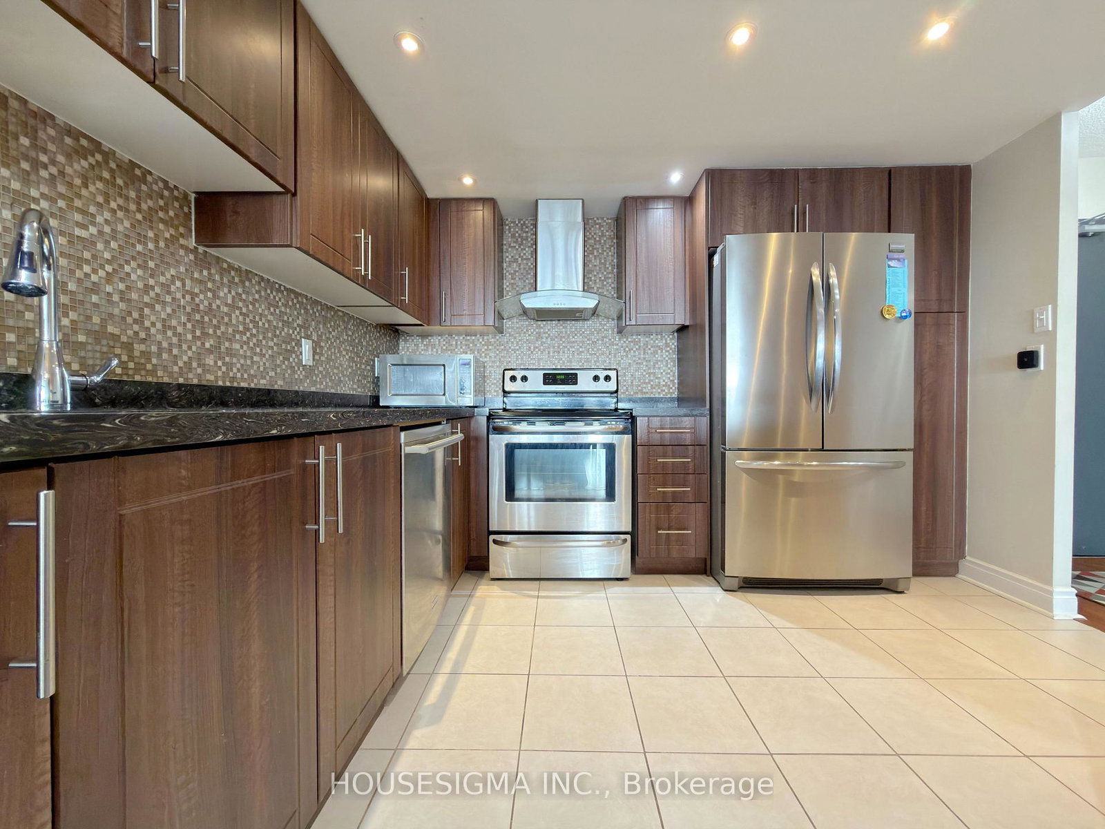 8-lisa-street-brampton-ontario-w13068298